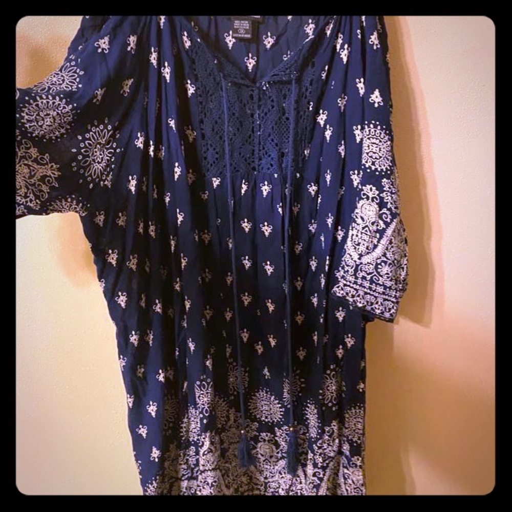 Nice blue color never been worn